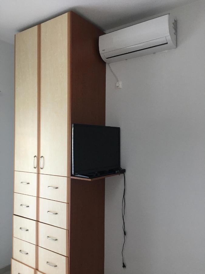 Lr Apartments Sarandë エクステリア 写真